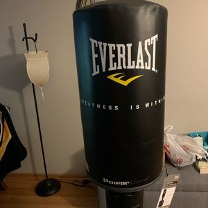 Brand new Everlast standing boxing bag